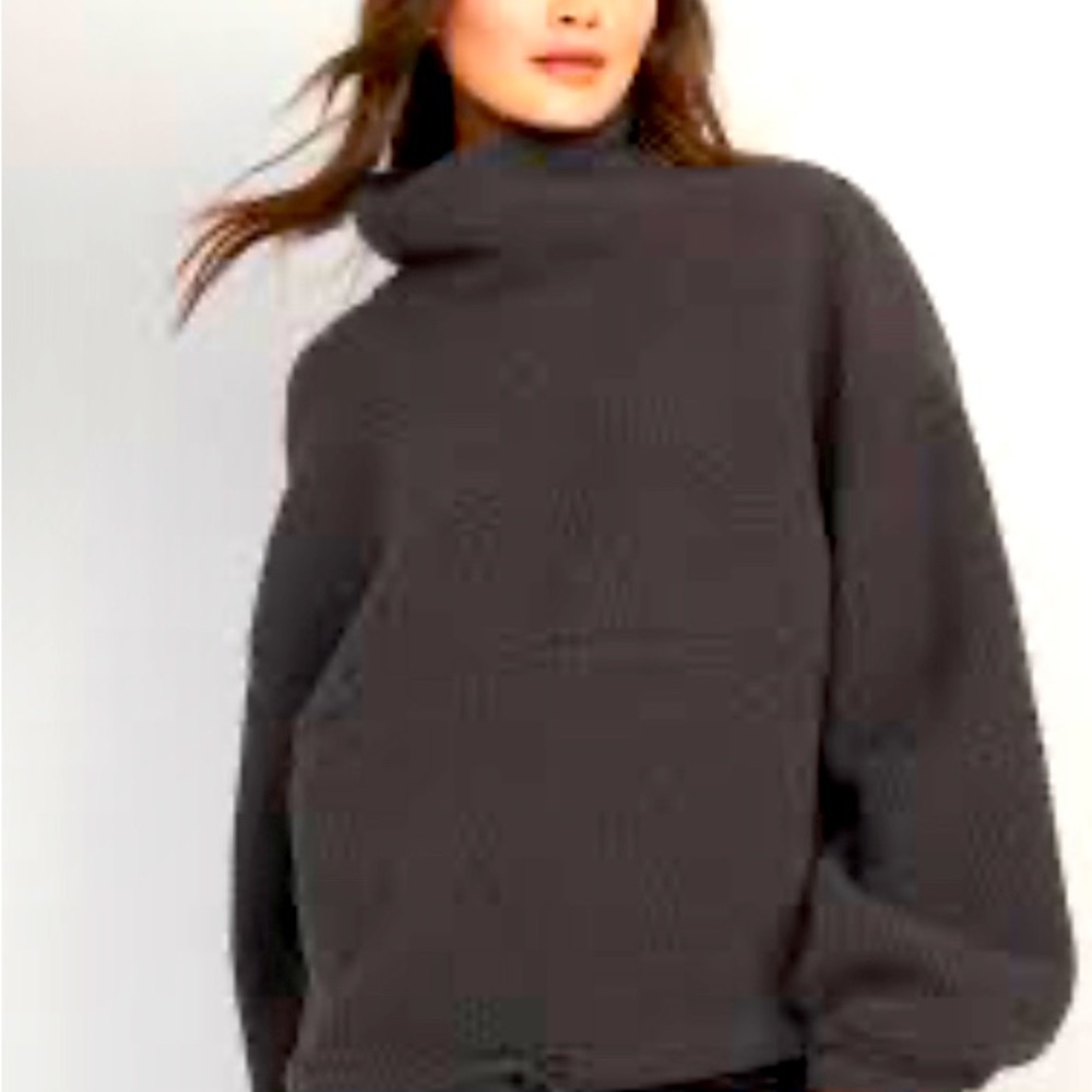 Old Navy Cropped Sherpa Pullover Turtleneck Sweater